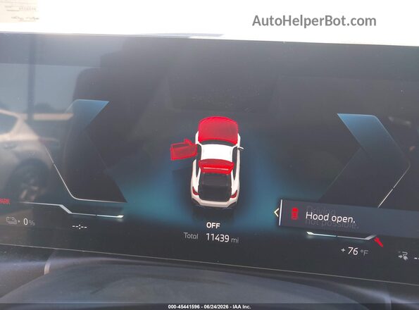 WBY43AW03RFR69659 2024 BMW I4 White Հետևի նստատեղերի տեսք