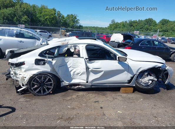 WBY43AW03RFR69659 2024 BMW I4 White Սալոնի հետևի տեսք