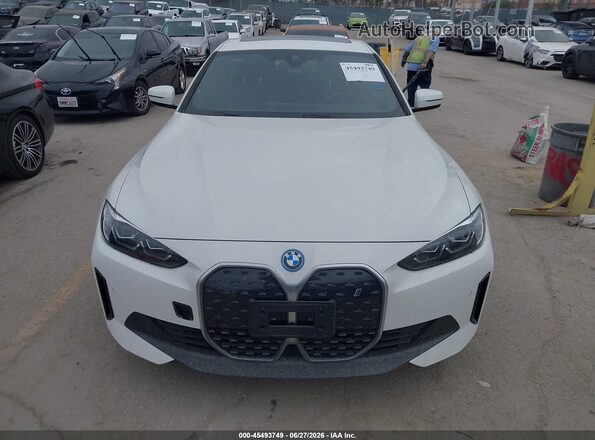 WBY43AW06RFS97242 2024 BMW I4 White Սալոնի հետևի տեսք
