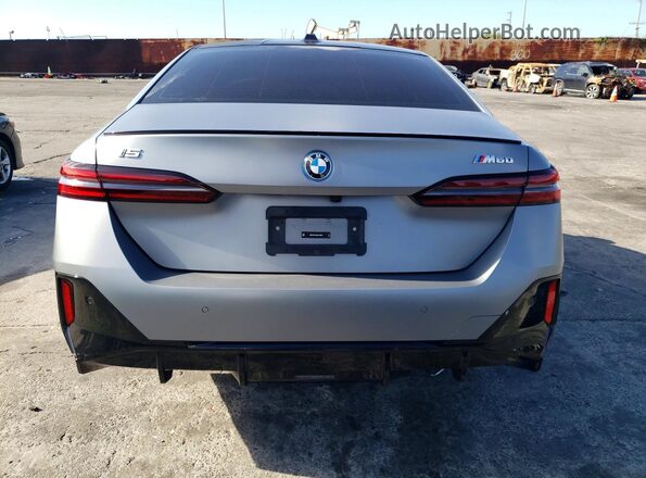 WBY43FK02RCS11980 2024 BMW OTHER Gray Вид ззаду