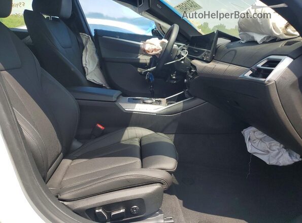 WBY43HD05SFV09727 2025 BMW I4 Белый Вид салона спереди