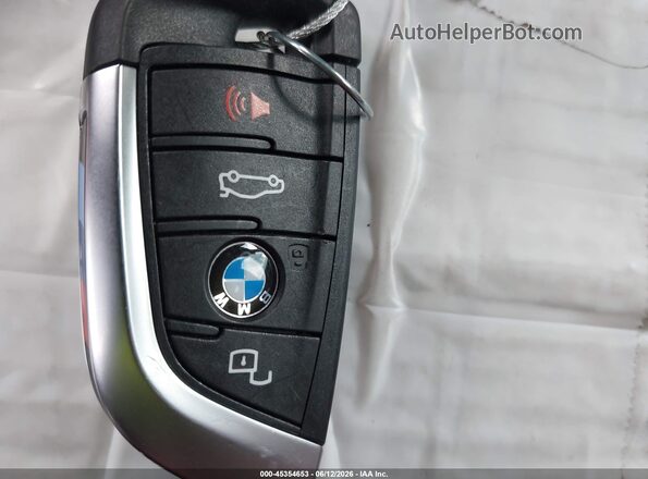 WBY73AW08RFS33006 2024 BMW I4 White Widok deski rozdzielczej