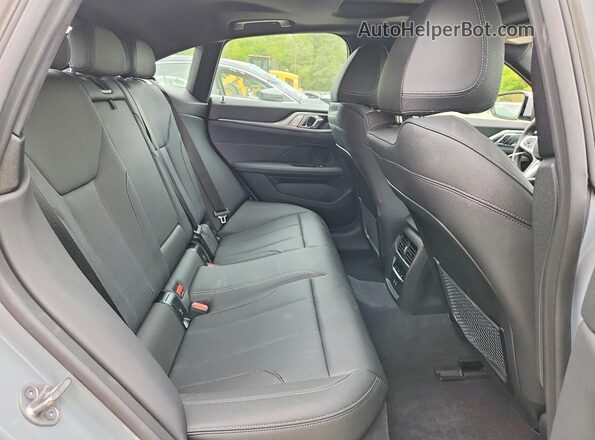 WBY83FB0XRFS26730 2024 BMW I4 Silver უკანა სავარძლების ხედი