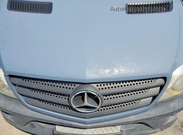 WD3PE7CD2JP623436 2018 MERCEDES-BENZ SPRINTER Gray Вид підкапотного простору