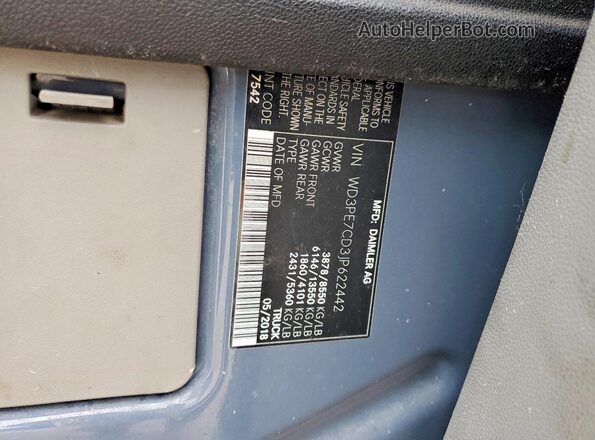 WD3PE7CD3JP622442 2018 MERCEDES-BENZ SPRINTER Blue Вид наклейки з VIN-кодом