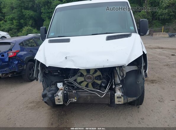 WD3PE7DD5GP228738 2016 MERCEDES-BENZ SPRINTER White Вид задньої частини салону