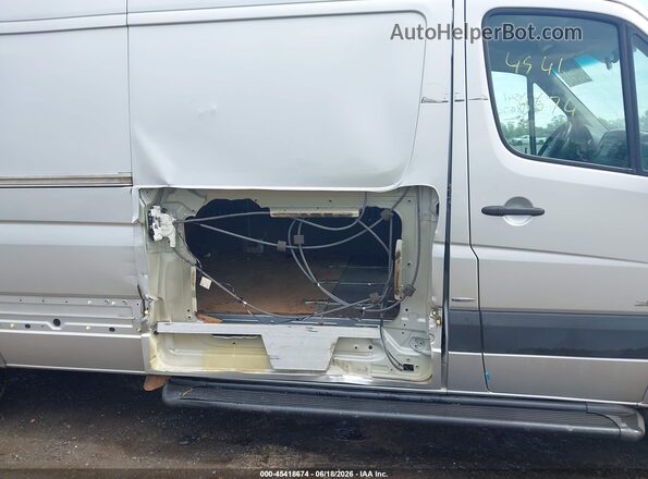 WD3PE8CD1GP178587 2016 MERCEDES-BENZ SPRINTER Silver Widok z przodu