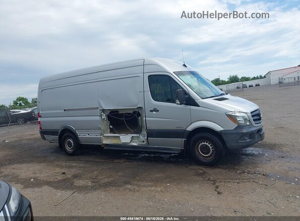 WD3PE8CD1GP178587 2016 MERCEDES-BENZ SPRINTER Silver Widok wnętrza z tyłu