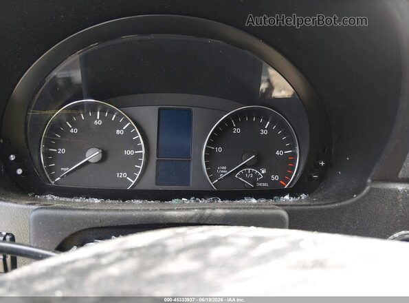 WD3PE8CD7HP529651 2017 MERCEDES-BENZ SPRINTER White Widok tylnych siedzeń