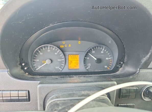 WD3PE8CD7HP559099 2017 MERCEDES-BENZ SPRINTER Белый Вид щитка приборов