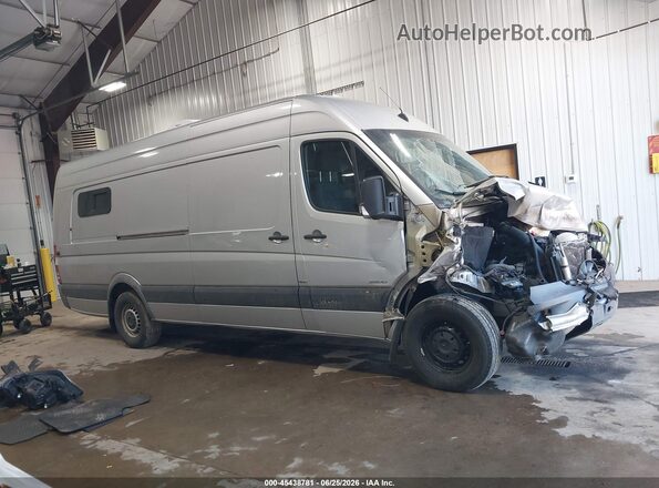 WD3PE8DD9GP307108 2016 MERCEDES-BENZ SPRINTER Gray Vista interior trasera