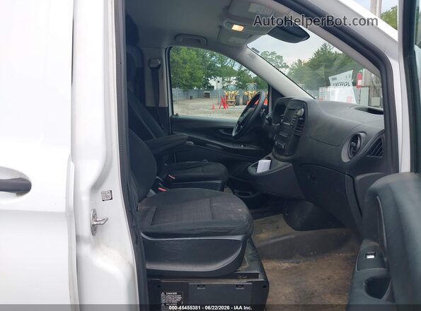 WD3PG2EA4K3532208 2019 MERCEDES-BENZ METRIS White Vista interior delantera
