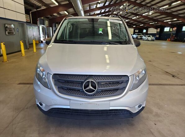 WD4PG2EE4G3086454 2016 MERCEDES-BENZ METRIS Silver Widok z przodu