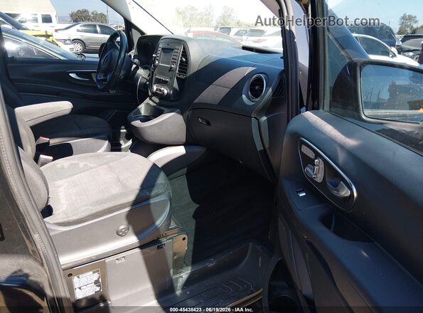 WD4PG2EEXK3568452 2019 MERCEDES-BENZ METRIS Black Vista interior delantera