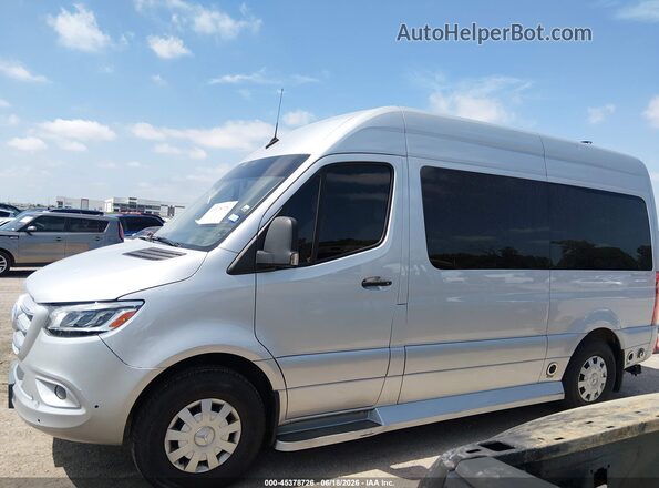 WDAPF0CD1KP179559 2021 MERCEDES-BENZ SPRINTER 3500XD Silver Սալոնի 360 աստիճան տեսք