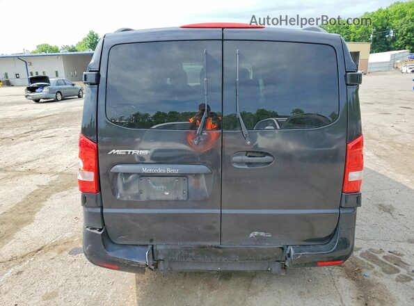WDAPG2EE4H3310918 2017 MERCEDES-BENZ METRIS Black 