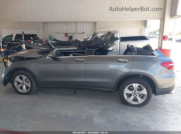 WDC0G4JB0JV080689 2018 MERCEDES-BENZ GLC 300 Gray Rear interior view