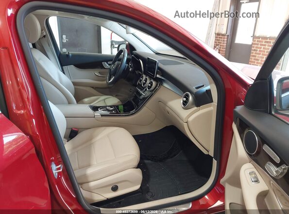 WDC0G4JB0KF641887 2019 MERCEDES-BENZ GLC 300 Красный Вид салона спереди