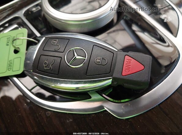 WDC0G4JB0KF641887 2019 MERCEDES-BENZ GLC 300 Красный Вид панели приборов