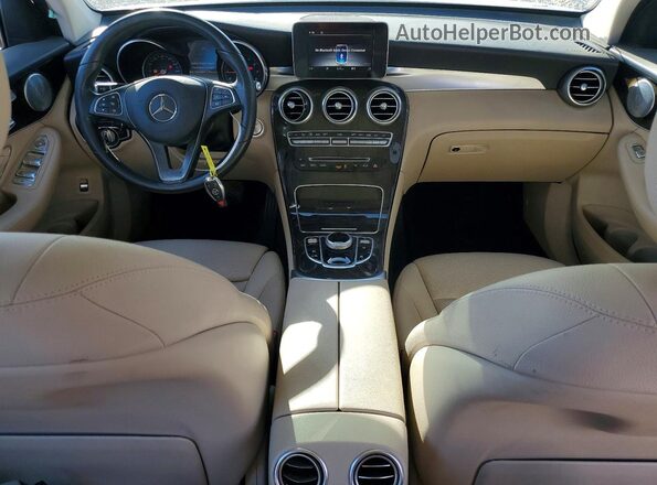WDC0G4JB0KV175397 2019 MERCEDES-BENZ GLC-CLASS White Вид панелі приладів