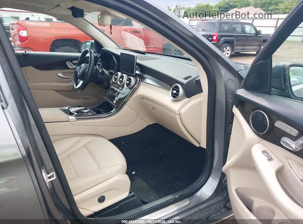 WDC0G4JB2GF068045 2016 MERCEDES-BENZ GLC 300 Gray Вид салону спереду