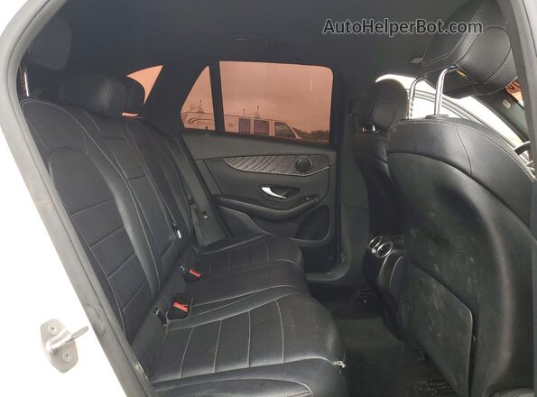 WDC0G4JB3JV068519 2018 MERCEDES-BENZ GLC-CLASS White Rear seats view