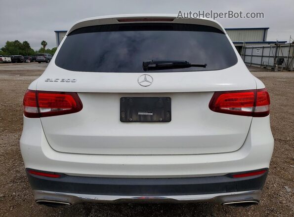WDC0G4JB3JV068519 2018 MERCEDES-BENZ GLC-CLASS White Rear view