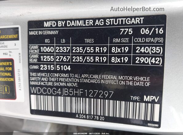WDC0G4JB5HF127297 2017 MERCEDES-BENZ GLC 300 Silver Vista del compartimento del motor