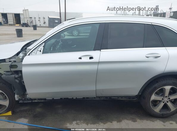 WDC0G4JB5HF127297 2017 MERCEDES-BENZ GLC 300 Silver 
