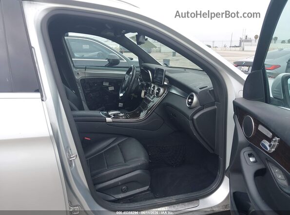 WDC0G4JB5HF127297 2017 MERCEDES-BENZ GLC 300 Silver Vista interior delantera