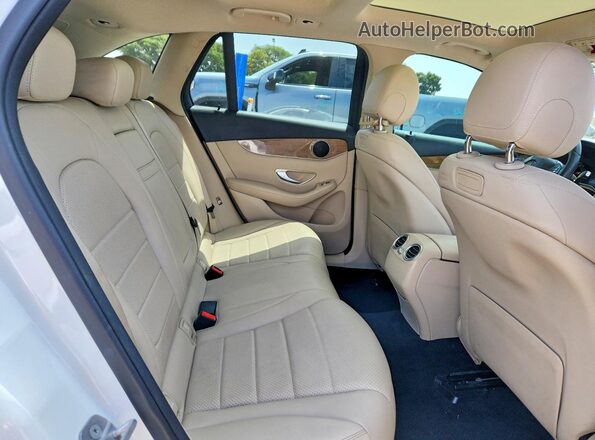 WDC0G4JB5JV035196 2018 MERCEDES-BENZ GLC-CLASS White Вид задньої частини салону