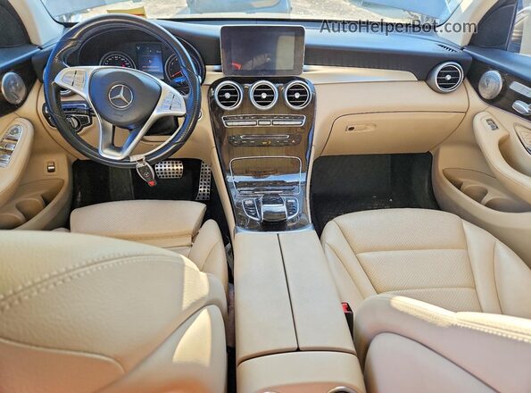 WDC0G4JB6GF025280 2016 MERCEDES-BENZ GLC-CLASS Brown Vista del salpicadero