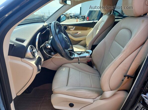 WDC0G4JB6JV015796 2018 MERCEDES-BENZ GLC-CLASS Black Вид салону спереду
