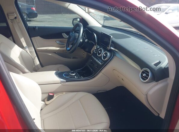 WDC0G4JB7HF132484 2017 MERCEDES-BENZ GLC 300 Red წინა სალონის ხედი