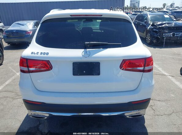 WDC0G4JB7HF247621 2017 MERCEDES-BENZ GLC 300 White 