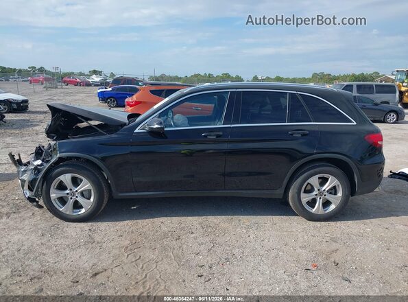 WDC0G4JB7JV037970 2018 MERCEDES-BENZ GLC 300 Black Սալոնի 360 աստիճան տեսք