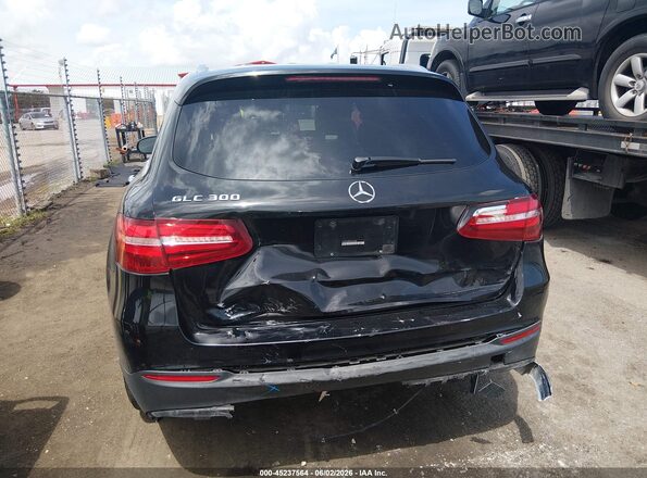 WDC0G4JB8HF257798 2017 MERCEDES-BENZ GLC 300 Black 