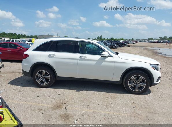 WDC0G4JB9JV056326 2018 MERCEDES-BENZ GLC 300 Белый Вид задней части салона