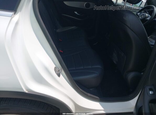 WDC0G4JB9KF605552 2019 MERCEDES-BENZ GLC 300 White VIN sticker view