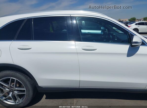 WDC0G4JB9KV146934 2019 MERCEDES-BENZ GLC 300 White Սալոնի հետևի տեսք