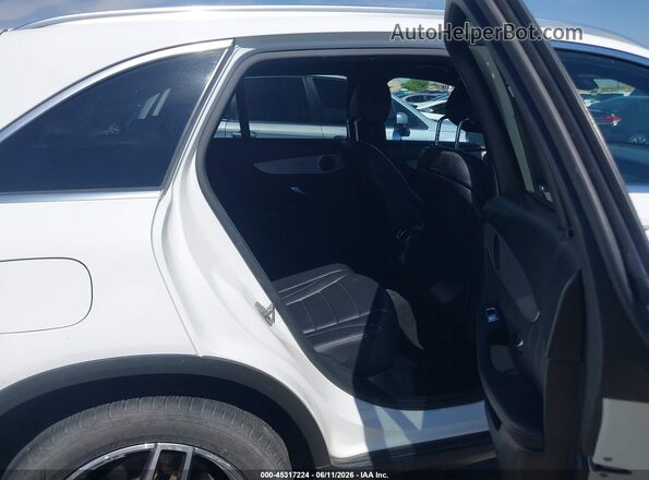 WDC0G4JB9KV146934 2019 MERCEDES-BENZ GLC 300 White VIN կոդի պիտակի տեսք