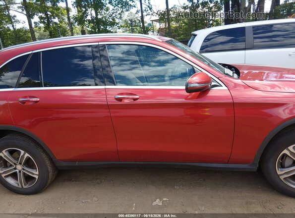 WDC0G4JBXHF113475 2017 MERCEDES-BENZ GLC 300 Red Вид задньої частини салону