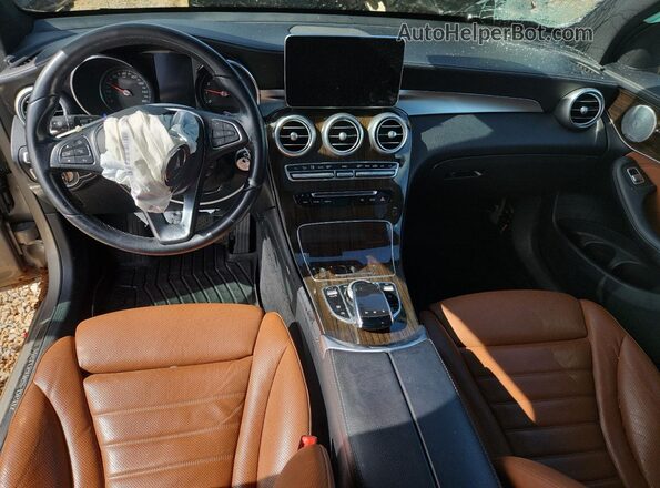 WDC0G4JBXKV131097 2019 MERCEDES-BENZ GLC-CLASS Серебряный Вид панели приборов