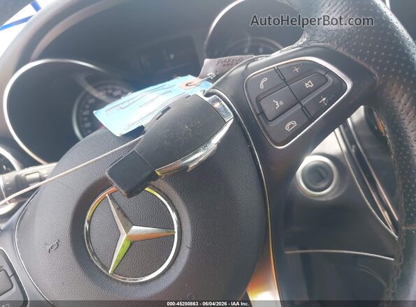 WDC0G4JBXKV141967 2019 MERCEDES-BENZ GLC 300 White Вид панелі приладів