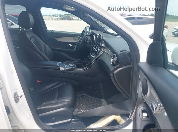 WDC0G4JBXKV141967 2019 MERCEDES-BENZ GLC 300 White Вид салону спереду