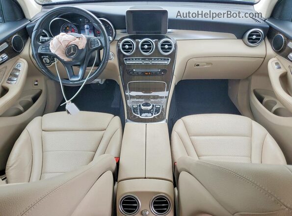 WDC0G4KB0JV019146 2018 MERCEDES-BENZ GLC-CLASS Blue Առջևի վահանակի տեսք