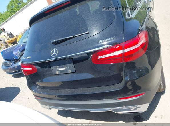 WDC0G4KB1KF562422 2019 MERCEDES-BENZ GLC 300 Black 