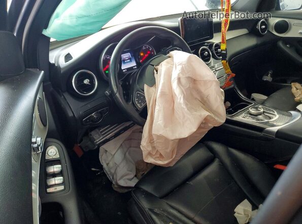 WDC0G4KB2HF144413 2017 MERCEDES-BENZ GLC-CLASS Gray Vista del salpicadero