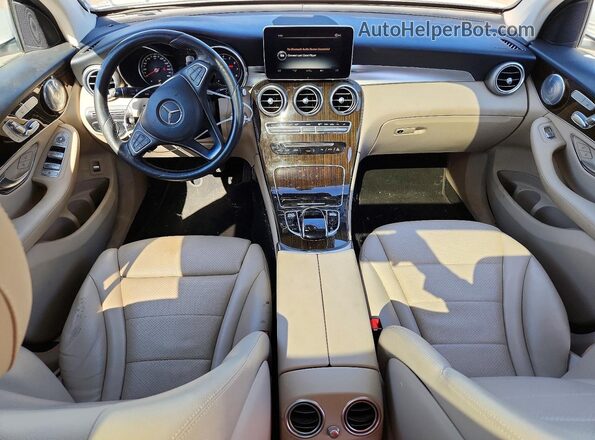 WDC0G4KB2JV050205 2018 MERCEDES-BENZ GLC-CLASS Белый Вид панели приборов