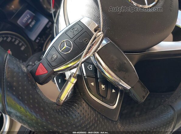 WDC0G4KB2JV053900 2018 MERCEDES-BENZ GLC 300 Dark Blue Vista del salpicadero